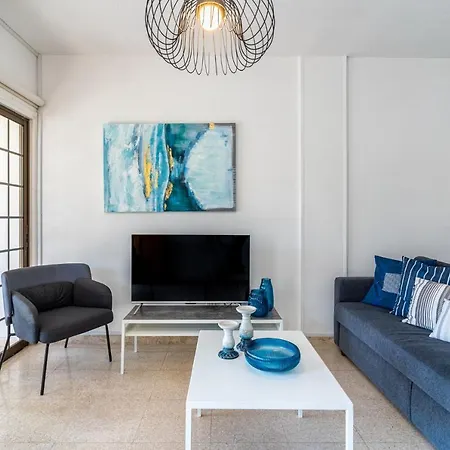 Azure 2-br W/terrace In Lägenhet Larnaca