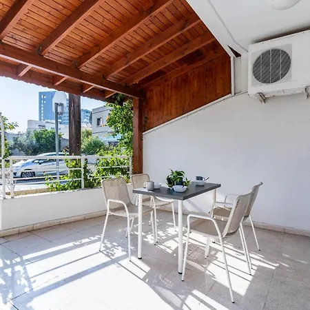 Apartment Azure 2-br W/terrace In