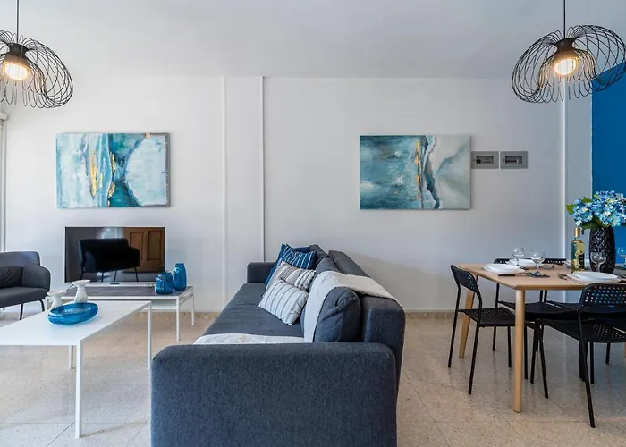 Apartment Azure 2-br W/terrace In